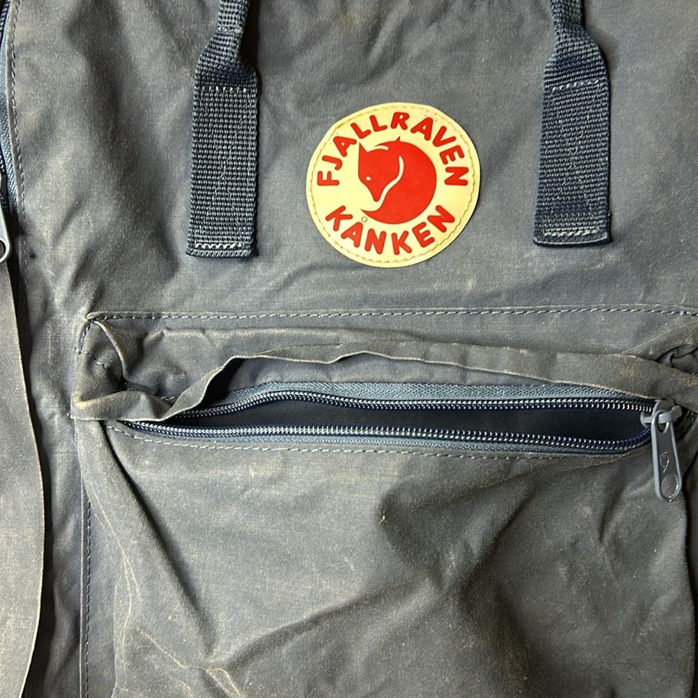 Fjallraven Kanken Blue Backpack - Picture 2 of 11